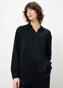 CARLA Black Shirt