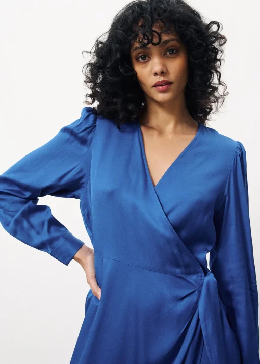 CHANDELL Blue Dress
