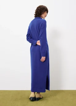 NESLIE Blue Sweater