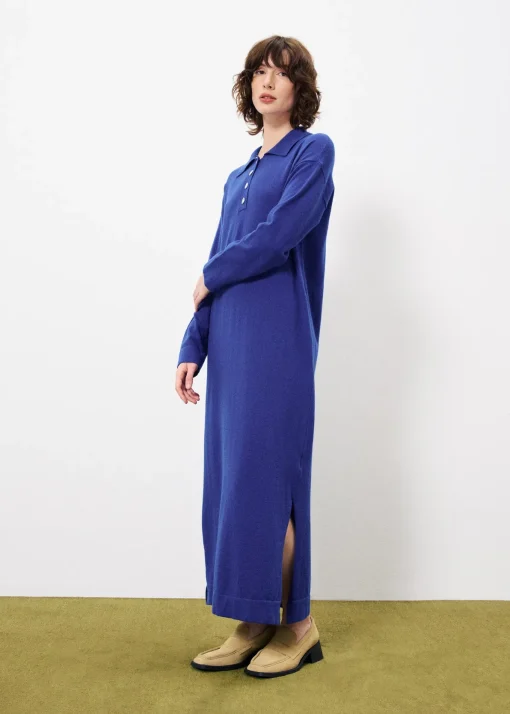 NESLIE Blue Sweater