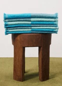 WINNIE Blue Scarf